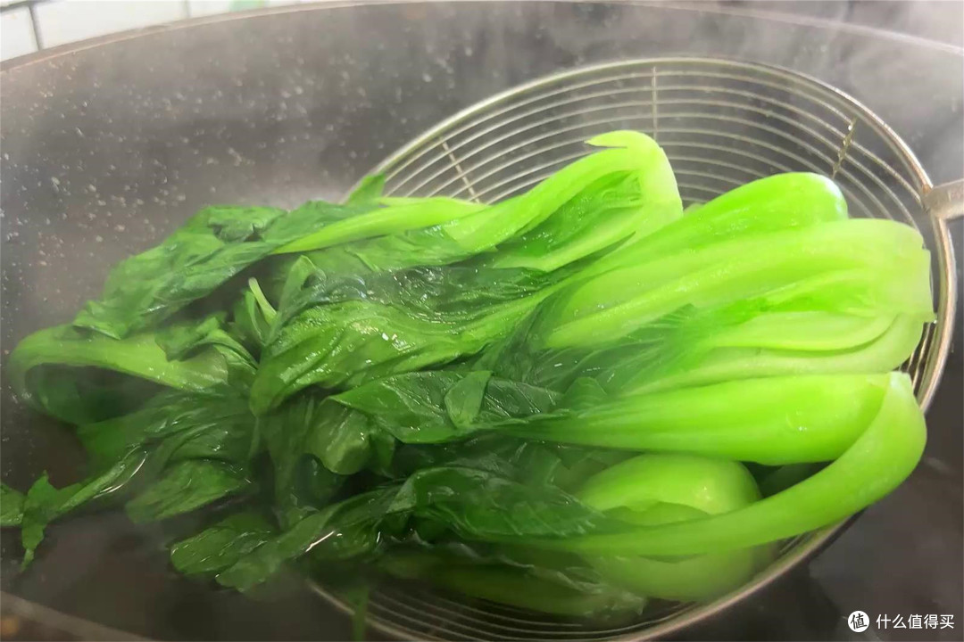 冬季呼吸道疾病多,少吃3种发物,多吃5样高维C食物,加强抵抗力