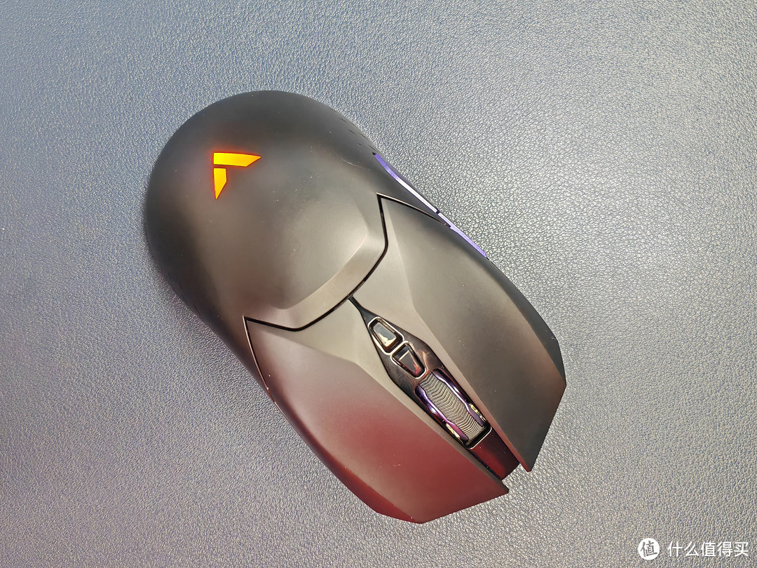 雷柏vt3s真实测评原相高定版3395引擎电竞鼠标轻量化无线充电鼠标4k