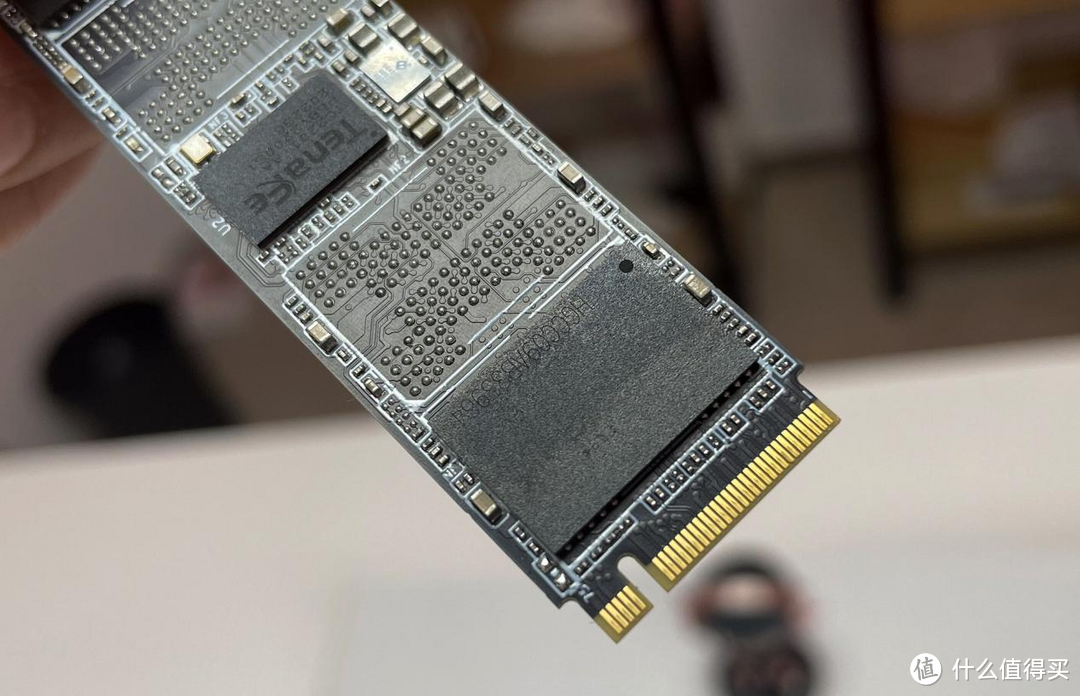 为高端硬件平台提速：朗科NV7000-t 1TB PCIe4.0 SSD评测