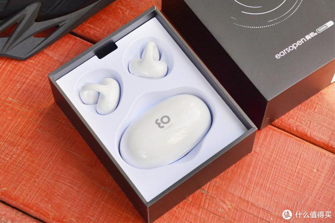 耳夹式骨传导耳机初体验| 骨聆SS900 SE：轻盈无感，运动更自由