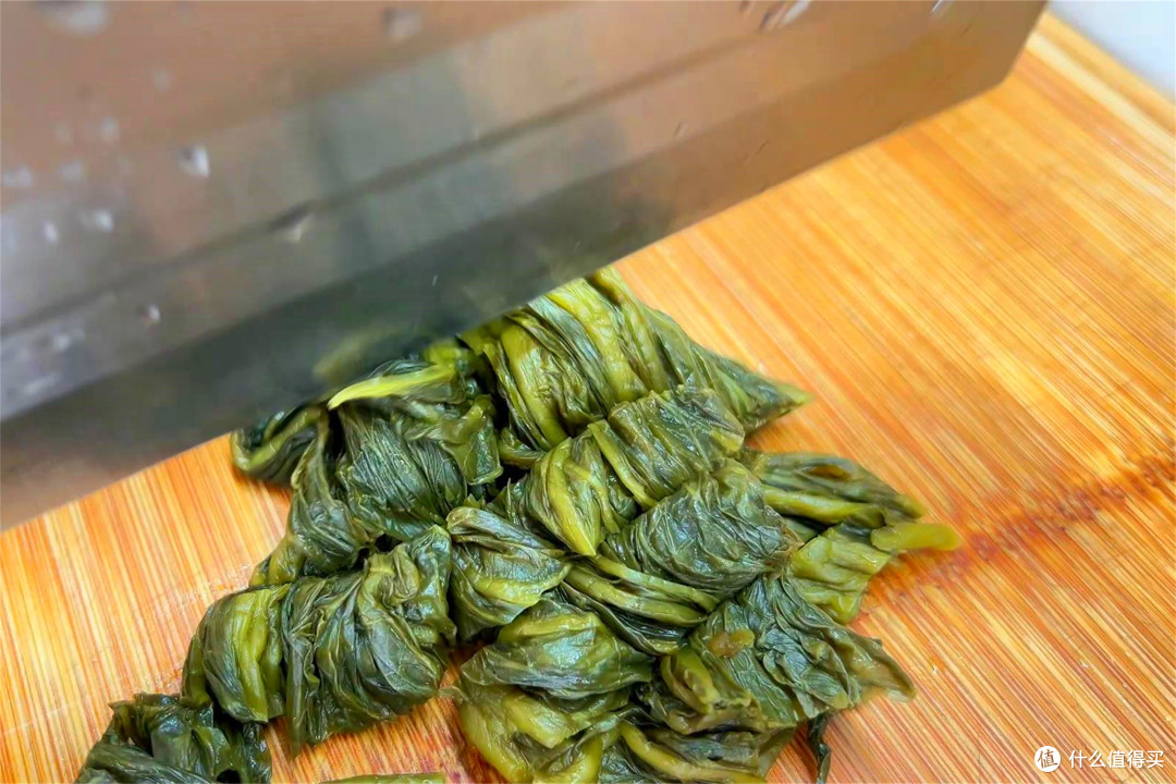 最适合冬天吃的面条,酸香爽口,暖和开胃,十多分钟就能出锅