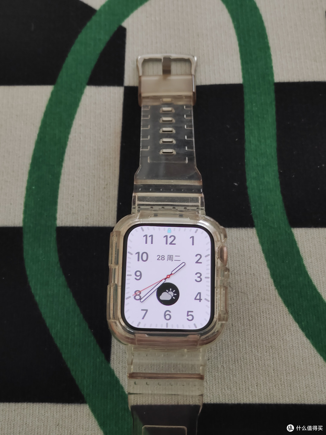 2000多元的Apple Watch续航仅为一天，到底值吗？