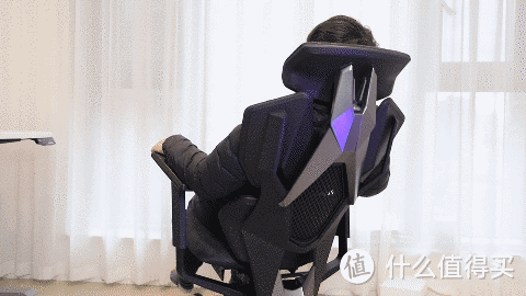 变体精灵灵透系列M-502电竞人体工学椅：护脊护腰，坐躺皆宜，电竞游戏身体电量加满