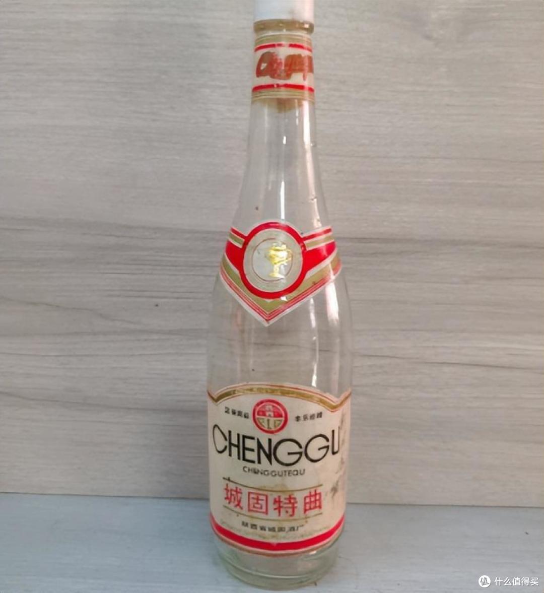 盘点4款“雪藏”的白酒,没啥包装,但100%纯酿,酒质第一