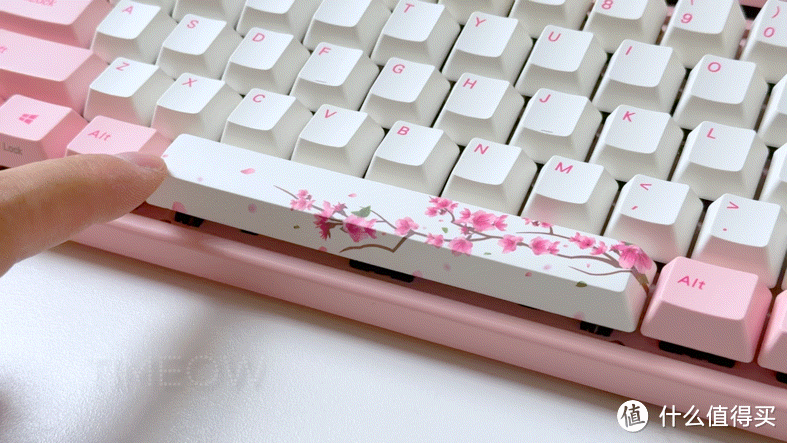 猛男樱花粉！本来想给老婆用 但我却很喜欢的Varmilo阿米洛VA87樱花机械键盘