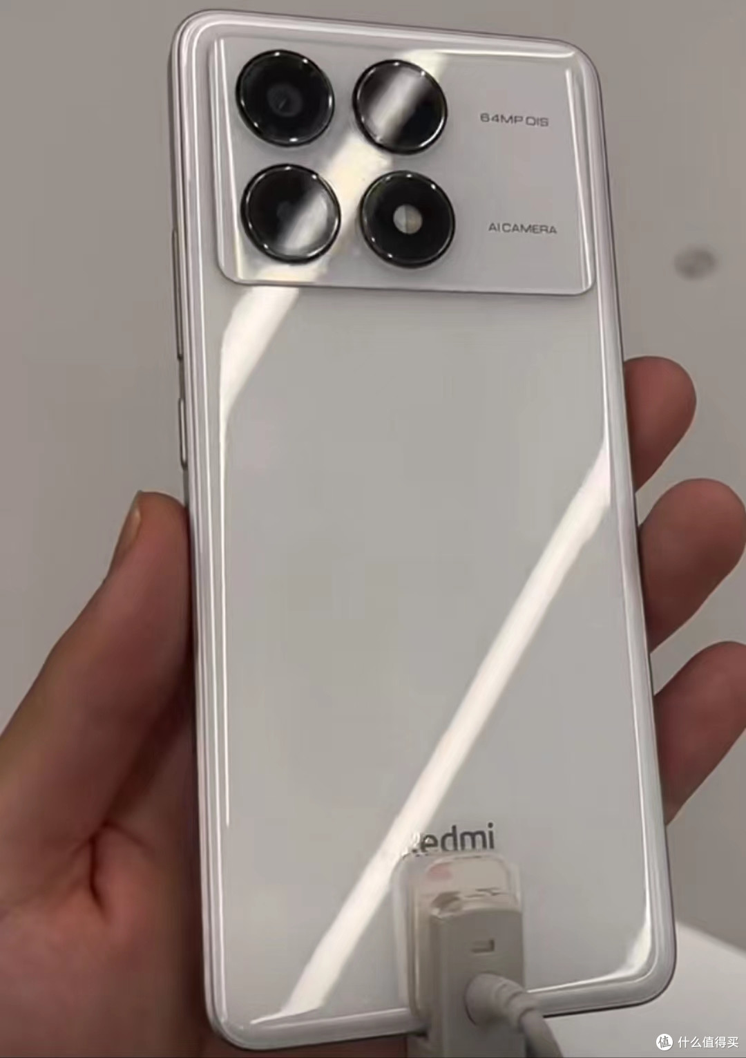 新发布的红米K70系列手机,有哪些特点?哪一个型号最值得买?