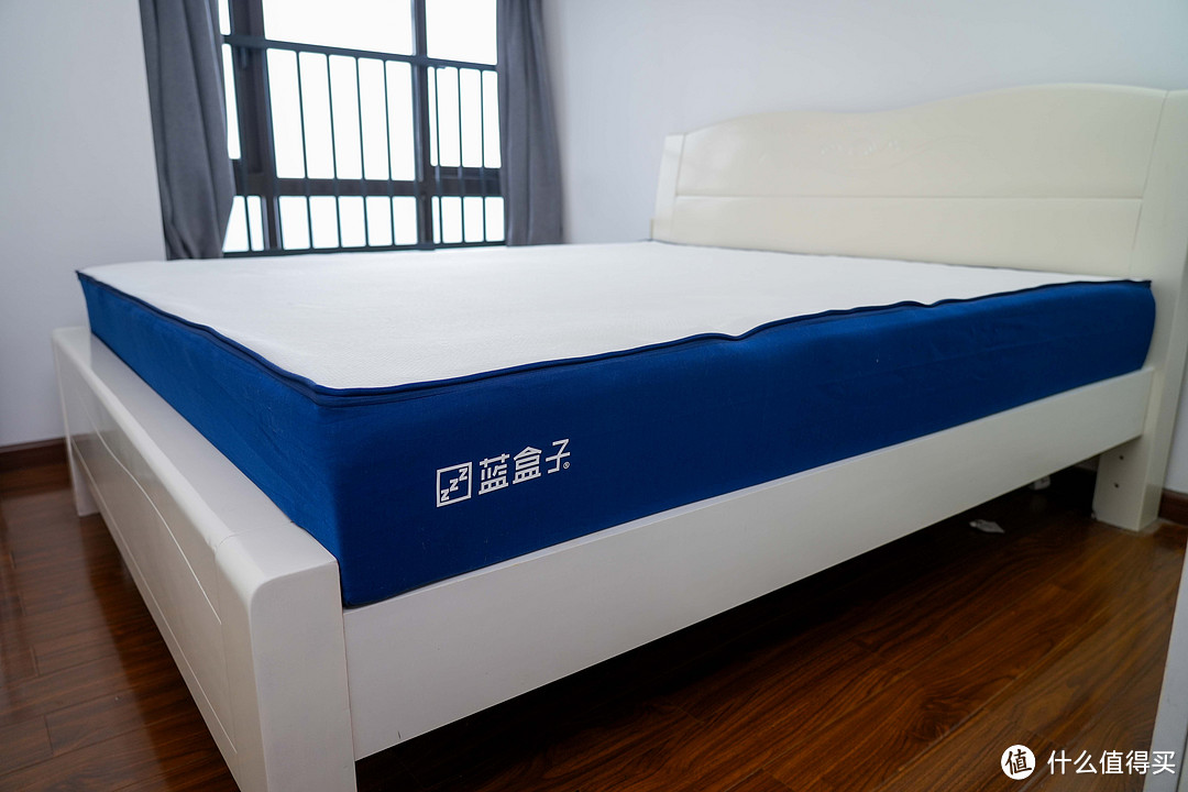 好睡眠才叫奢侈,在家就能享受五星级丨蓝盒子Z1床垫深度体验