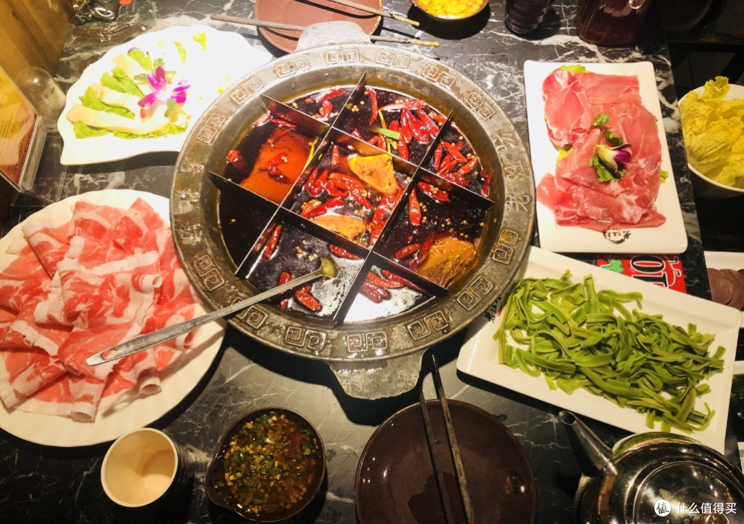 冬天最适合吃火锅了
