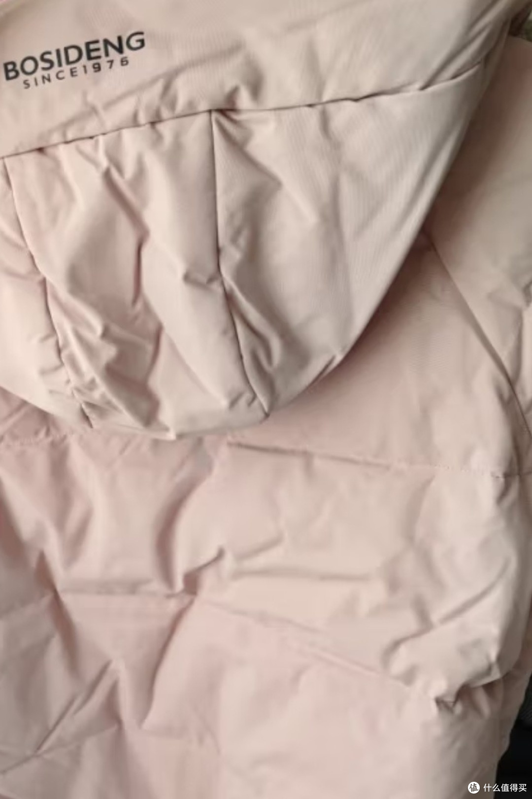 波司登羽绒服杨紫同款,很温暖