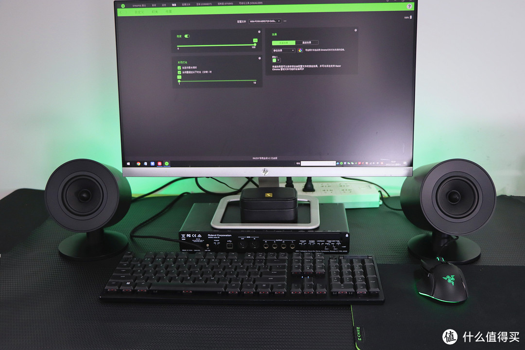 Razer雷蛇天狼星V2音箱评测：THX音效加持，游戏、HiFi音效可调