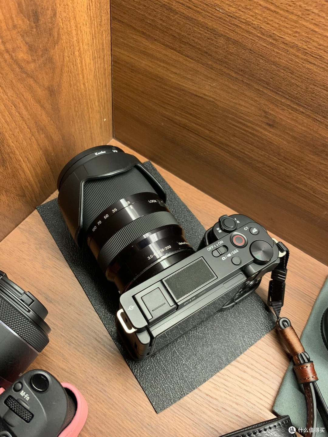 索尼18-200mm e f3.5-6.3 oss le镜头使用心得