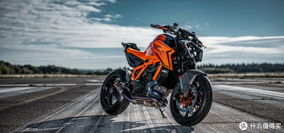 2024 KTM 1390 Super Duke R Evo