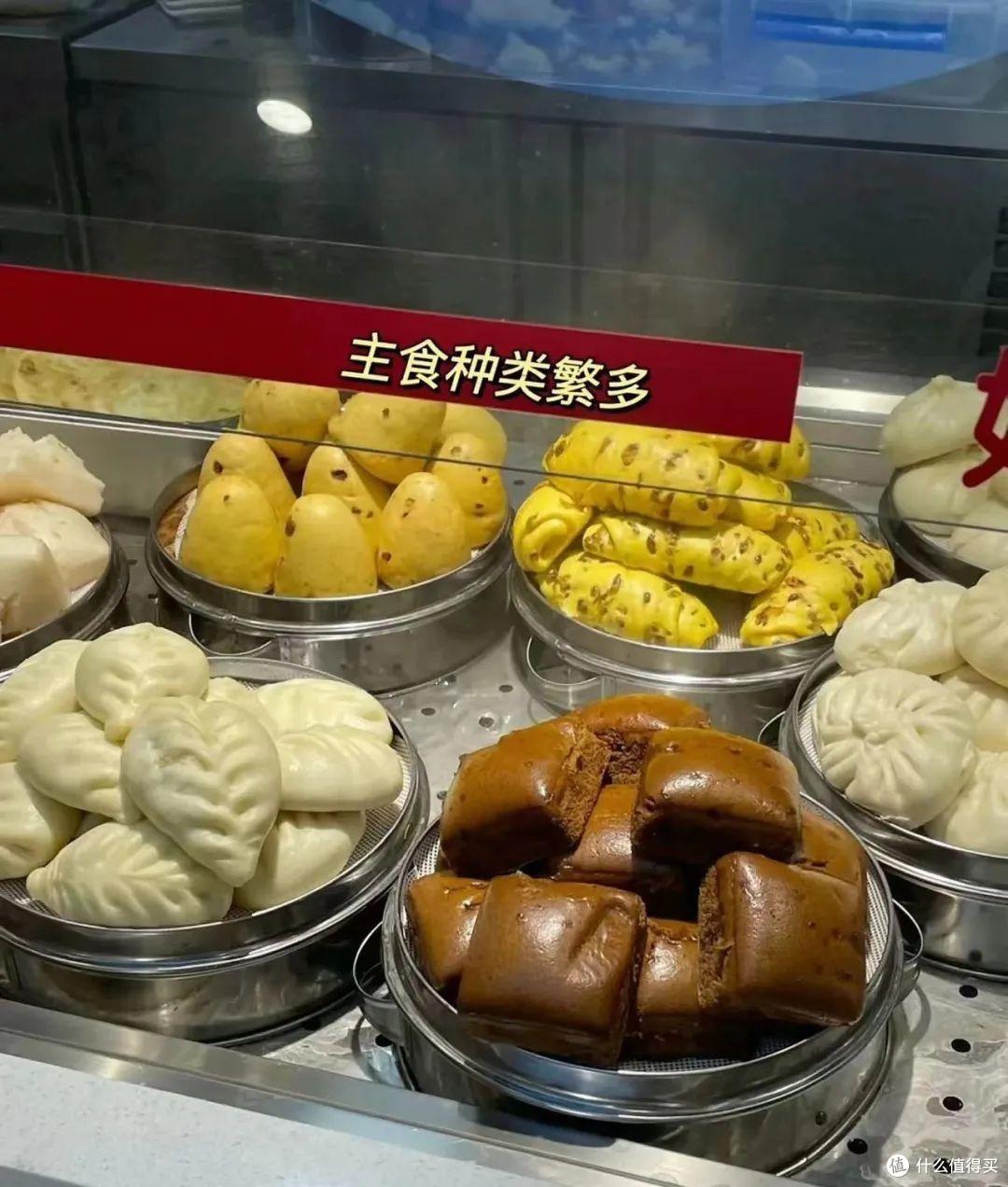 “老少通吃”的社区食堂,正在悄悄消失?