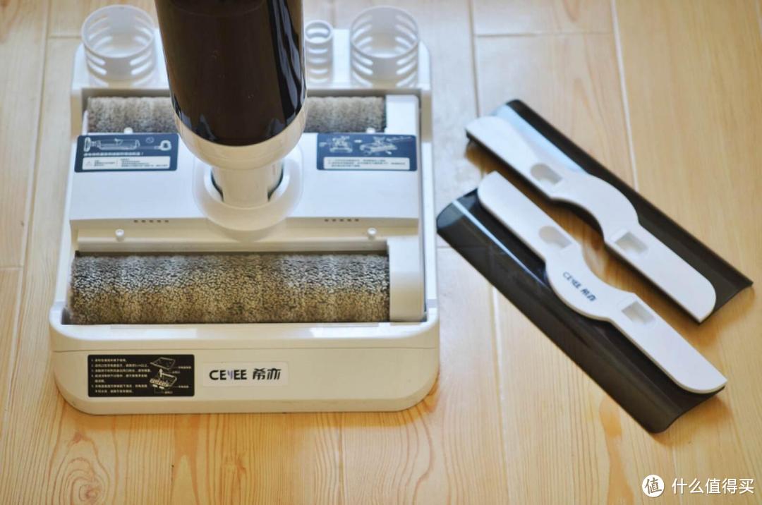 希亦（CEYEE）T800 Pro采用双滚刷+超能气泡清洗技术，让洗地既轻松又干净
