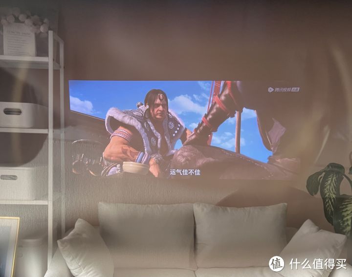 AR眼镜和投影仪到底怎么选?AR眼镜是智商税吗?用XREAL观影玩switch体验怎么样?
