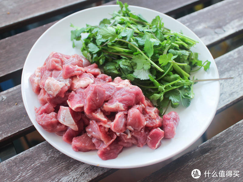 冬季食补吃什么最好？羊肉汤的做法最正宗的做法？