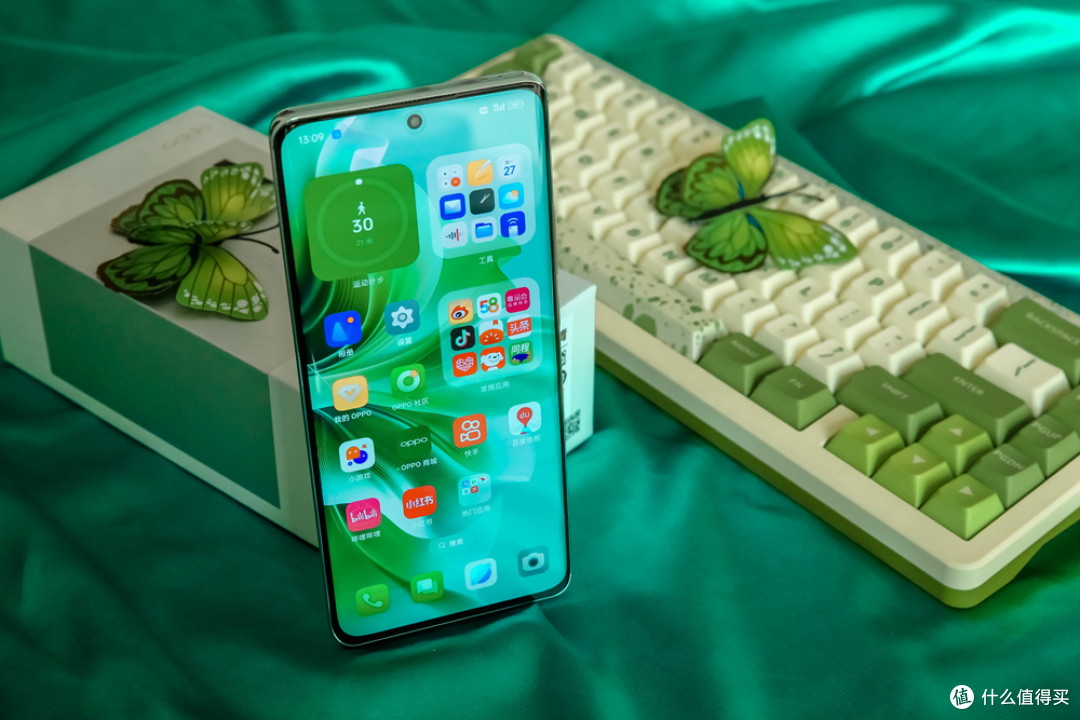二千元档影像牛机:绿厂重新定义手机标准版,OPPO Reno11深度体验