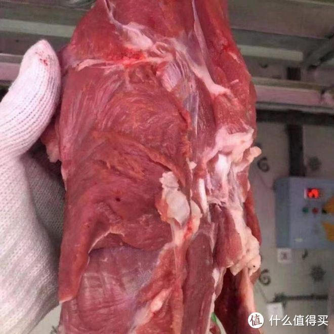 牛肉贵还是羊肉贵？比比看，我们太幸福了！