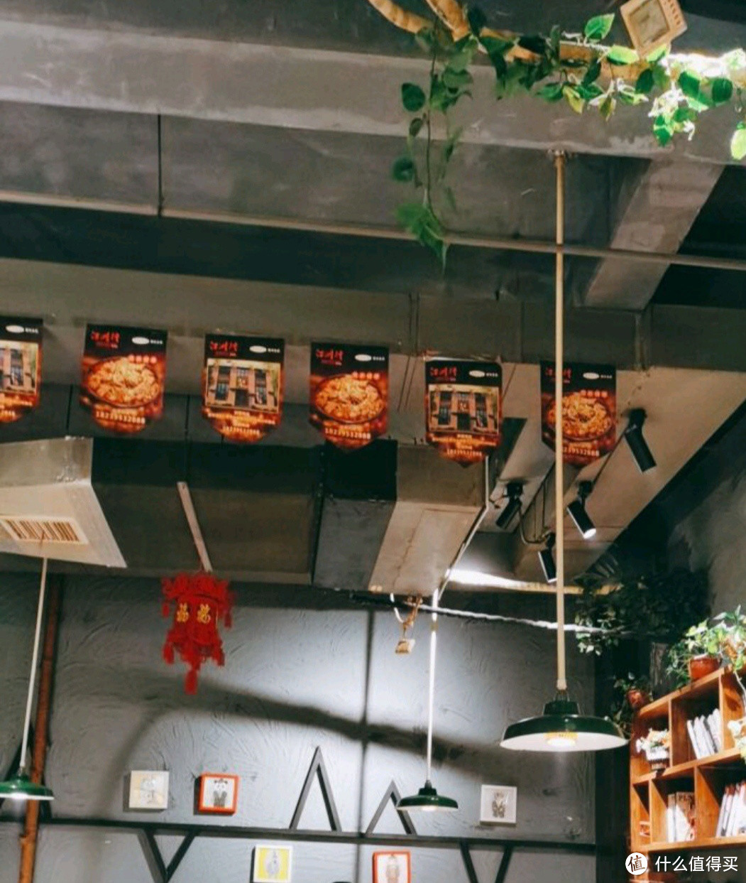 鸭火锅：家门口的独特美食享受