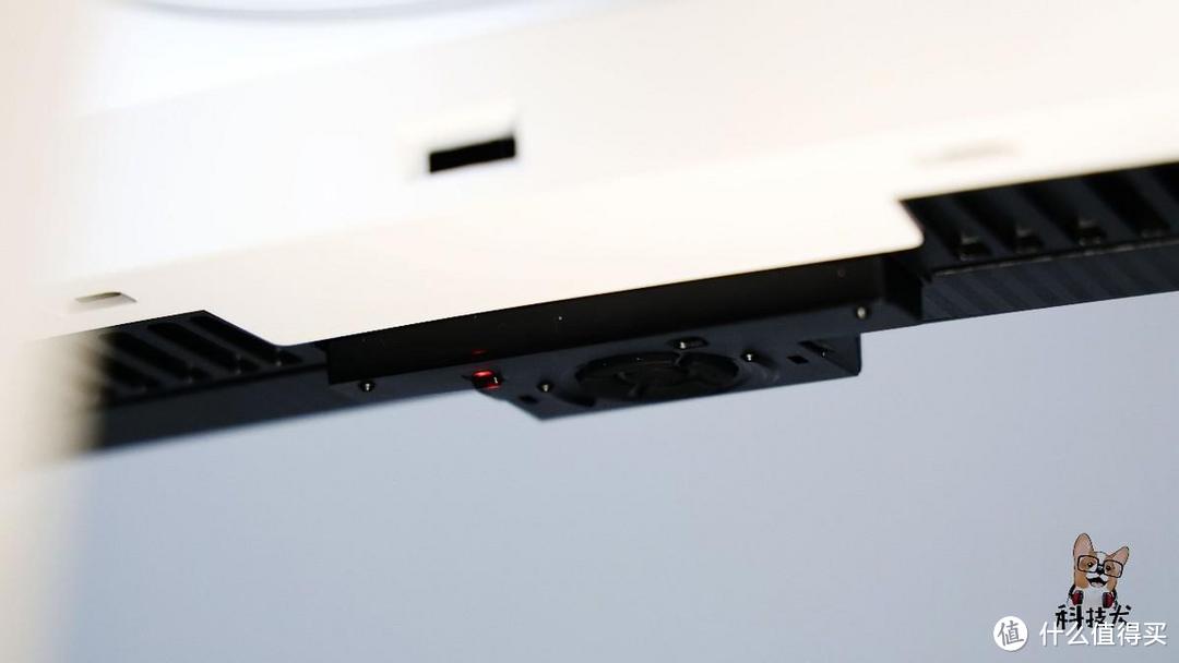 三星57英寸Mini LED电竞超宽屏玄龙骑士Neo G9评测：开启沉浸新纪元