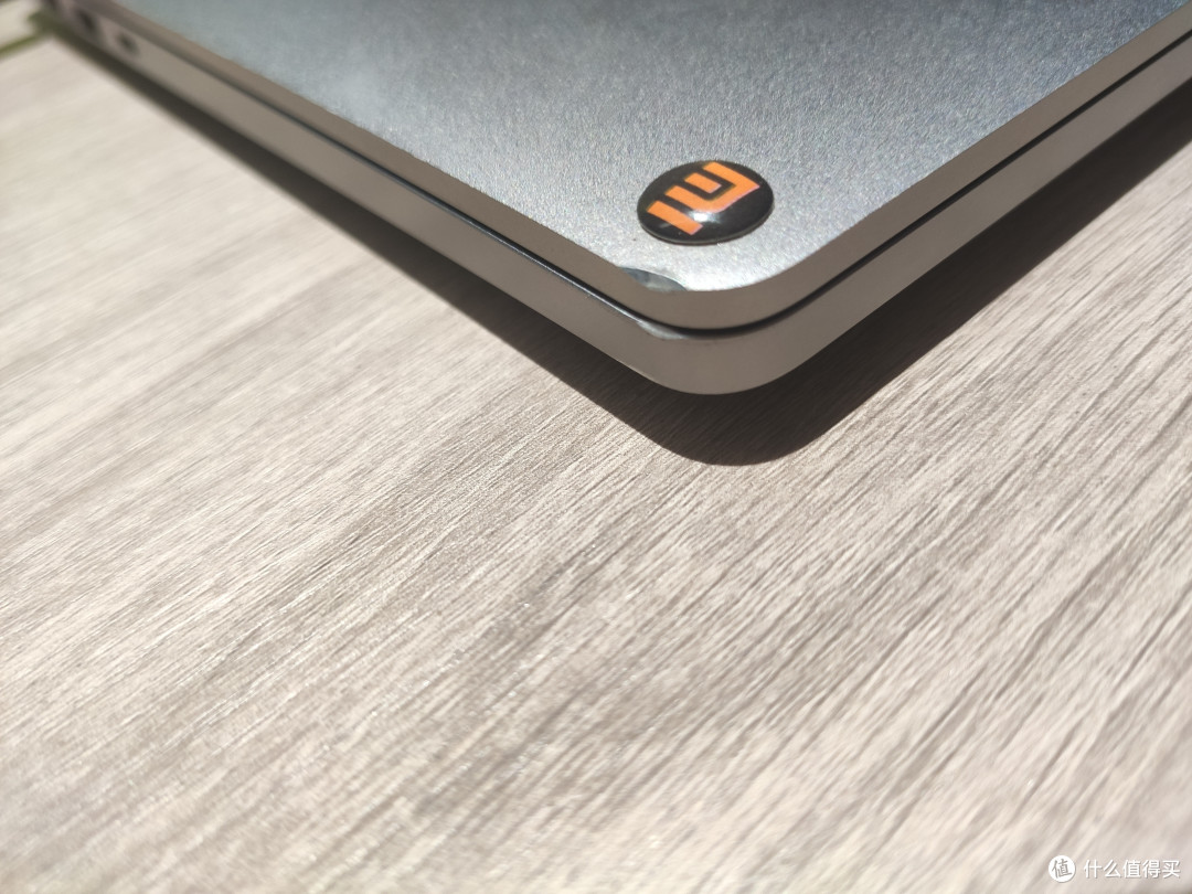 我的战损版Redmibook Pro