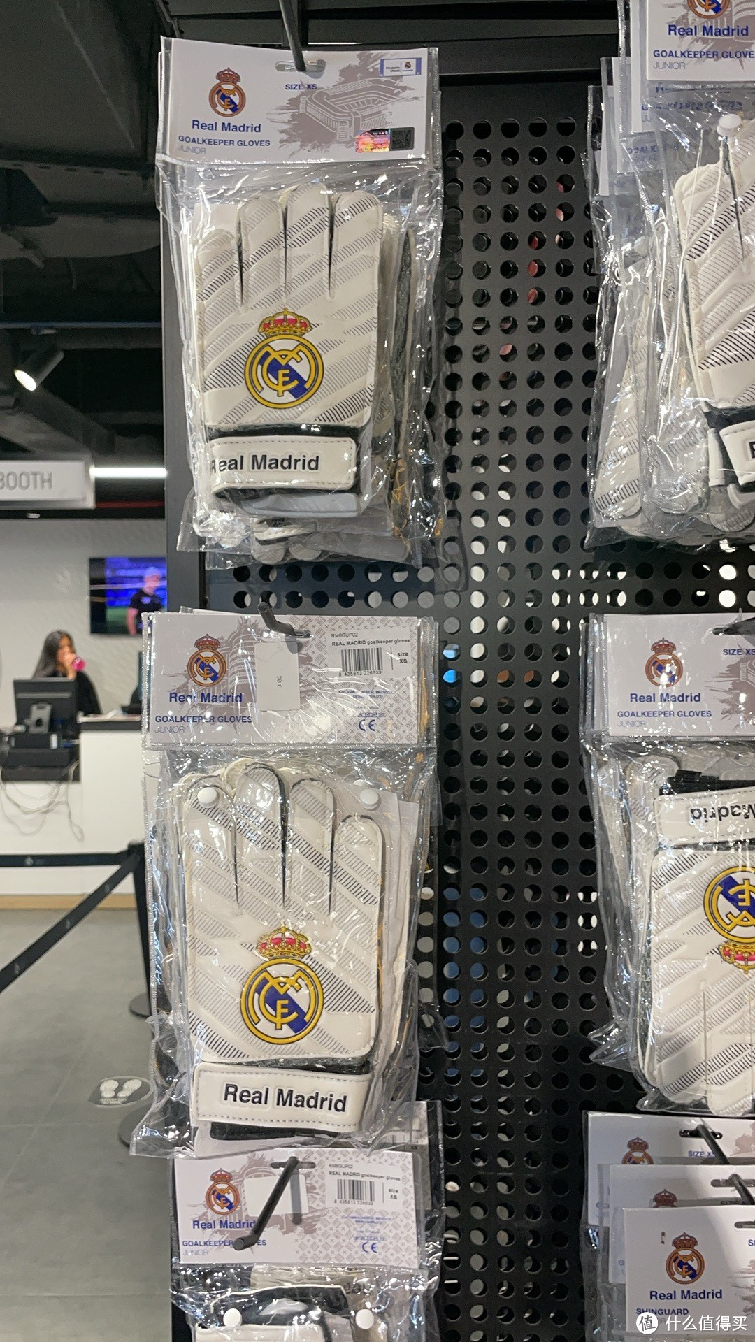 我在欧洲浪啊浪 之 皇家马德里主场买球衣