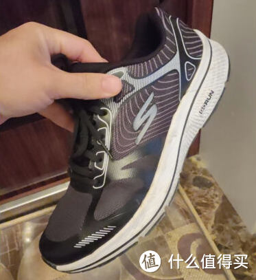 200+的斯凯奇BKW40跑步鞋,值得入手吗?