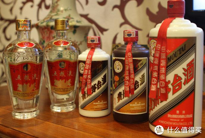 中国人送酒“讲排面”：4个档次白酒集合，送长辈挺合适