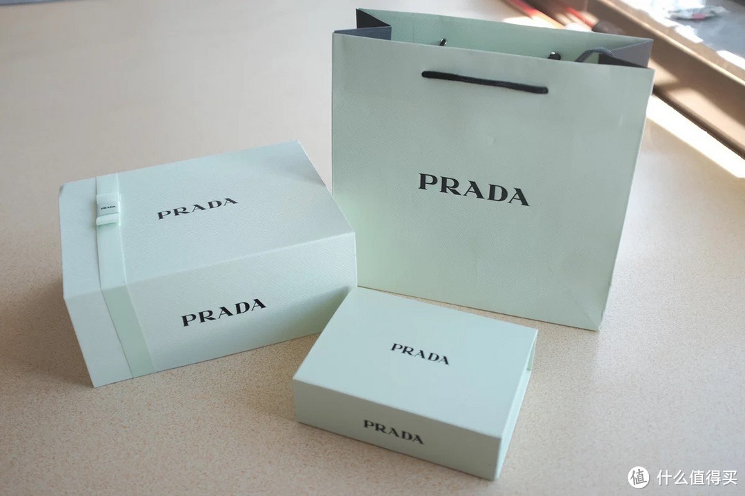 ￼￼普拉达（PRADA）浮梦鸢尾30ML 女士香水女生日礼物女圣诞送女友纪念日香水礼盒