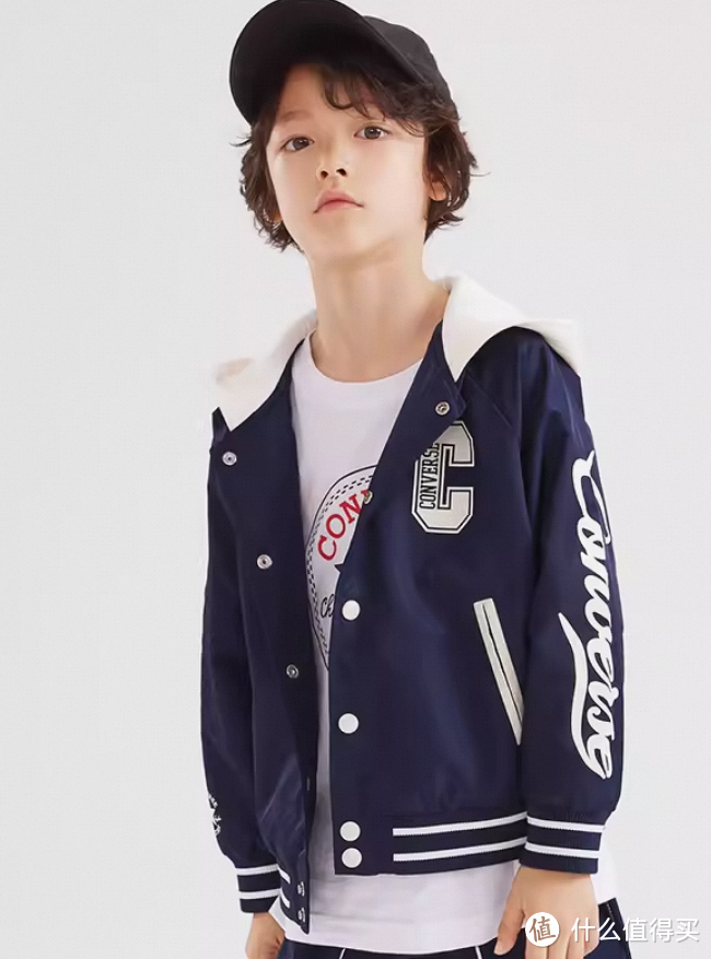 匡威冬季儿童羽绒服上新啦~~双12限时直降叠加跨店满200减30,快给萌娃入手冬季保暖大 衣!