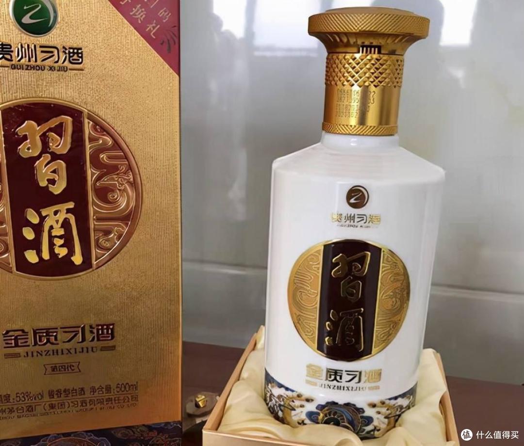 周末聚餐,提前准备好7款白酒,都是纯粮名牌,价格公道有面子
