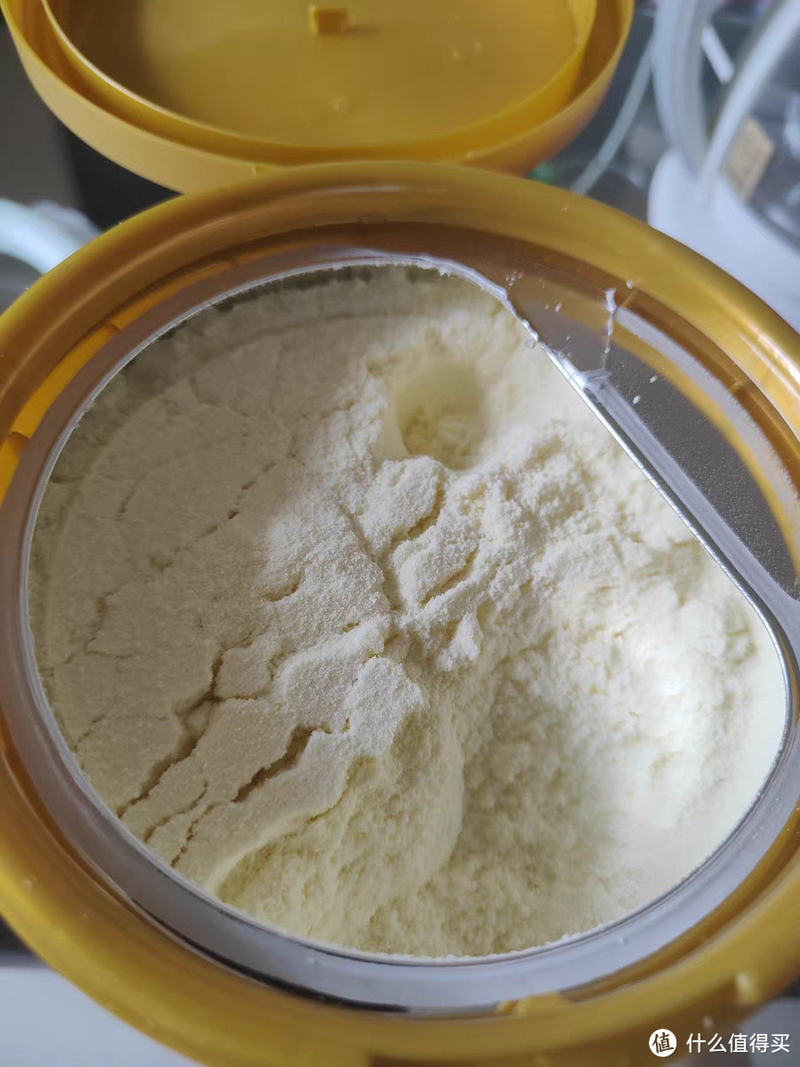 伊利旗舰店全脂高钙奶粉:营养丰富,品质保证