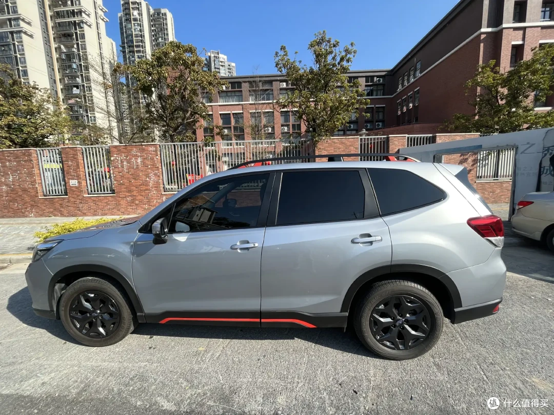 斯巴鲁FORESTER:一流的操控,更安全的驾驶体验