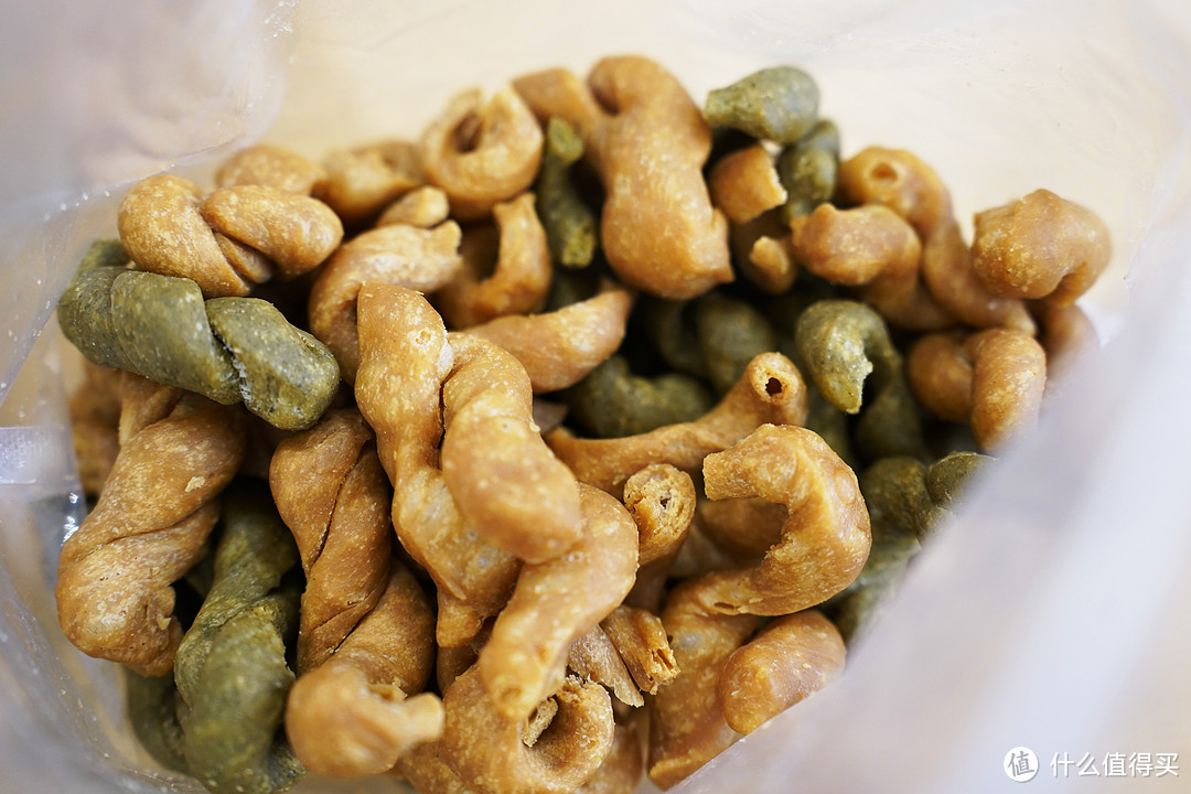 年度宝藏零食大公开|这12款我愿意无限回购,最低只需要0.5!不好吃来捶我脑袋!