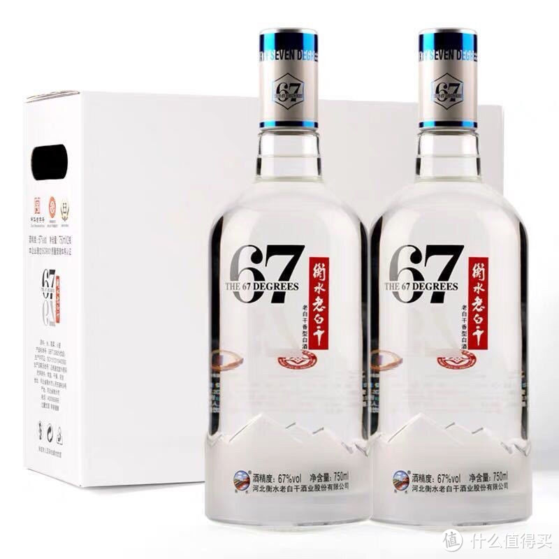 衡水老白干冰峰67度:高度白酒中的柔和与香甜传奇