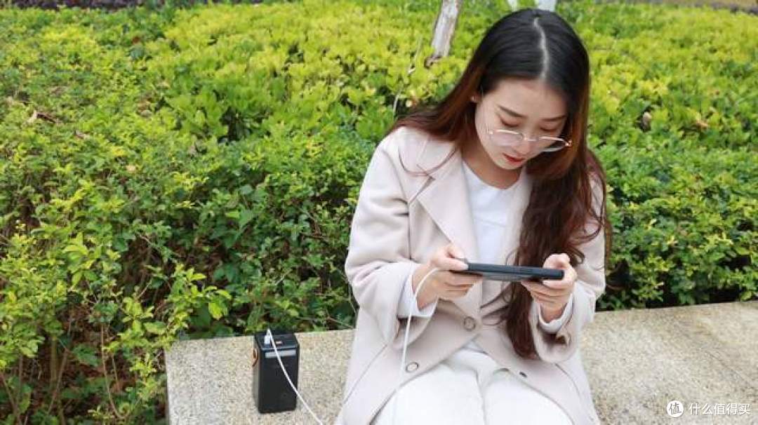 多功能的高能侠充电宝,户外出行有它更方便