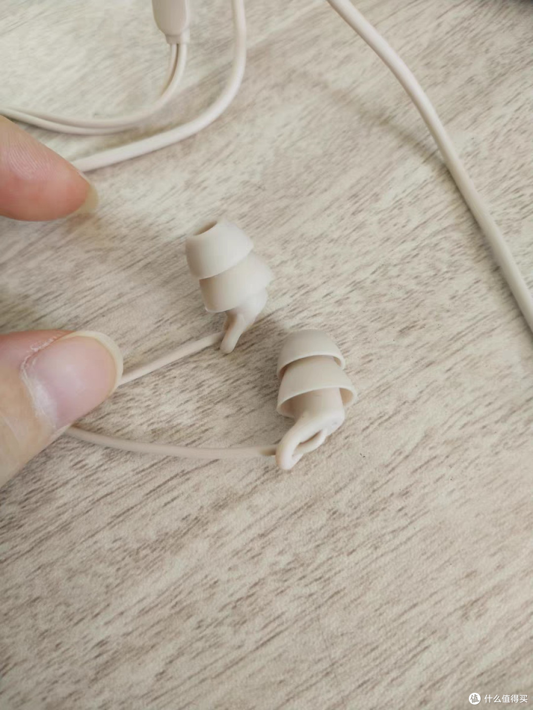 高品质耳机选购指南:如何选择适合自己的高音质耳机?