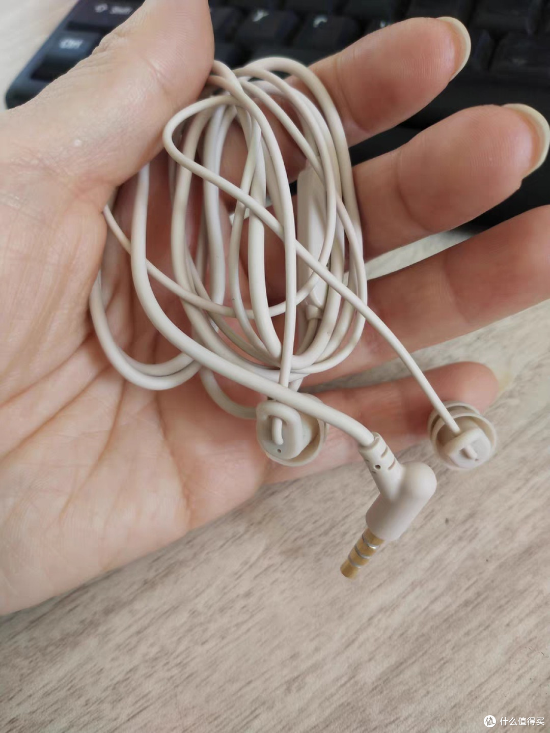 高品质耳机选购指南:如何选择适合自己的高音质耳机?