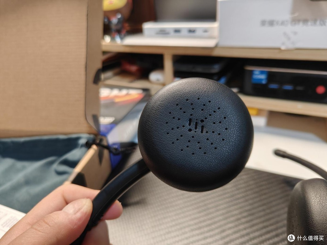 家庭、公司办公两不误,易拾音UCH30头戴式耳机使用体验!