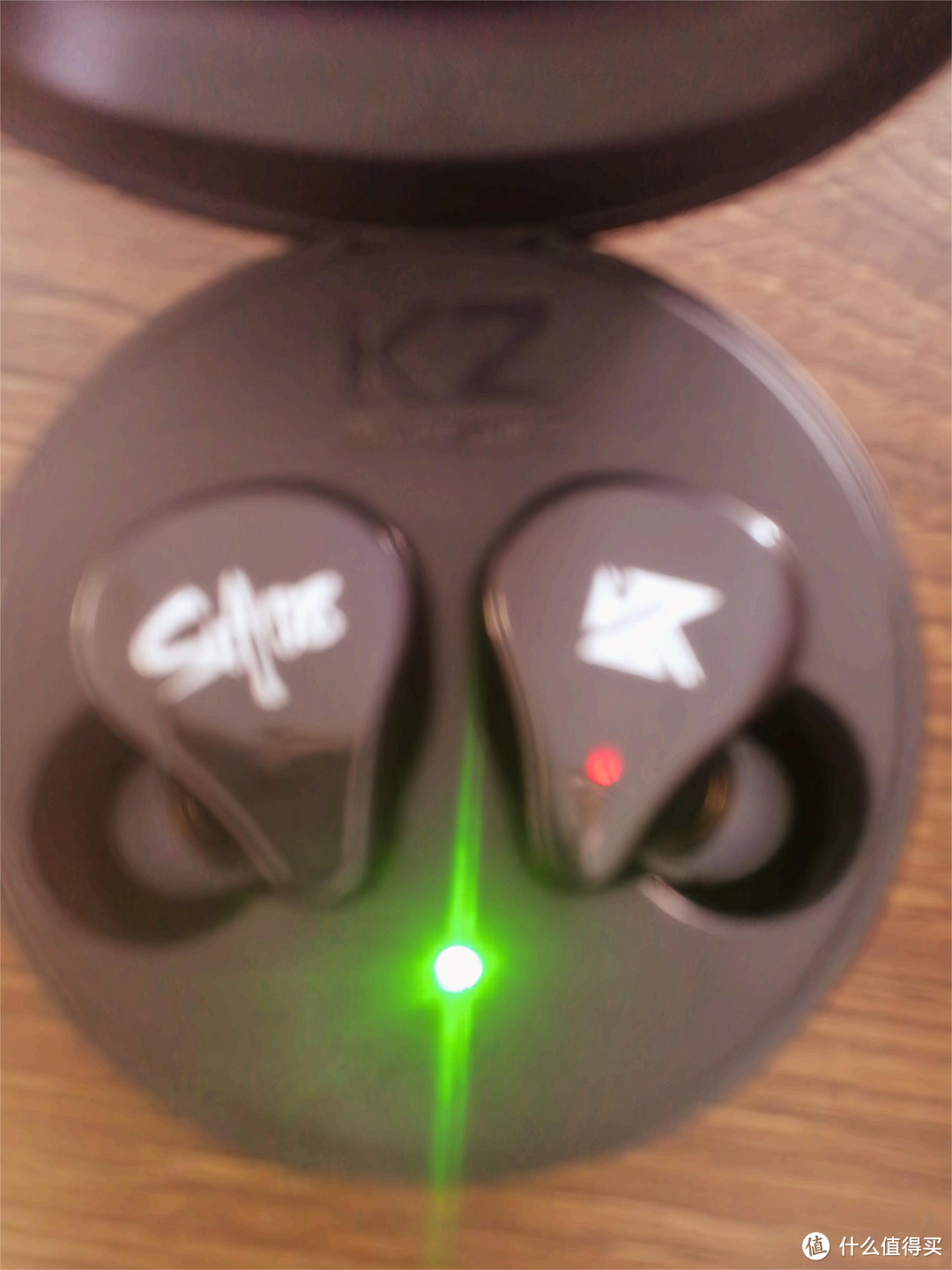 KZ SA08真无线耳机：惊喜和失望并存的入耳式真无线耳机