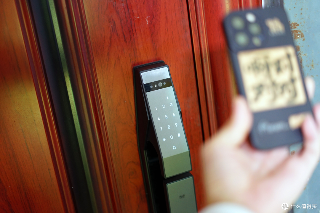 出门何须担心忘带钥匙?VOC智能门锁T10 Plus+:让家更安全