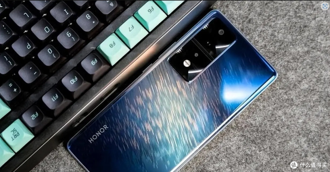 买性价比高的荣耀手机,强烈建议这两款,512GB存储仅售2069元,先来看一下具体的配置吧!