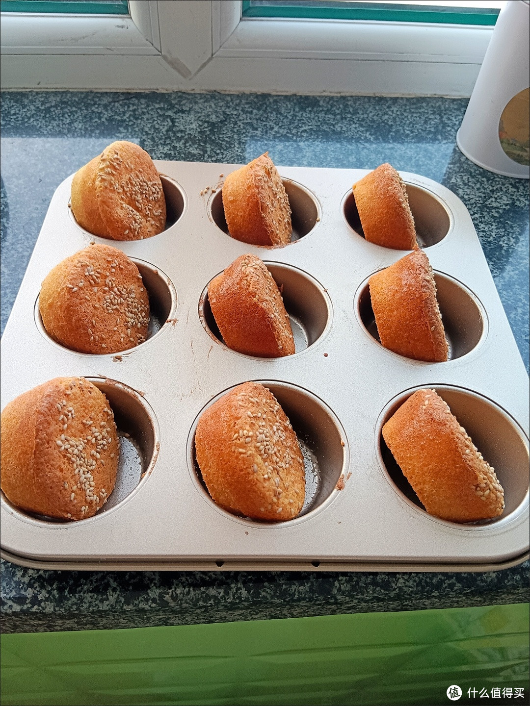 烘焙工具之魅力：12连蛋糕模具麦芬甜甜圈6纸杯9马芬烤箱用烘培小烤盘