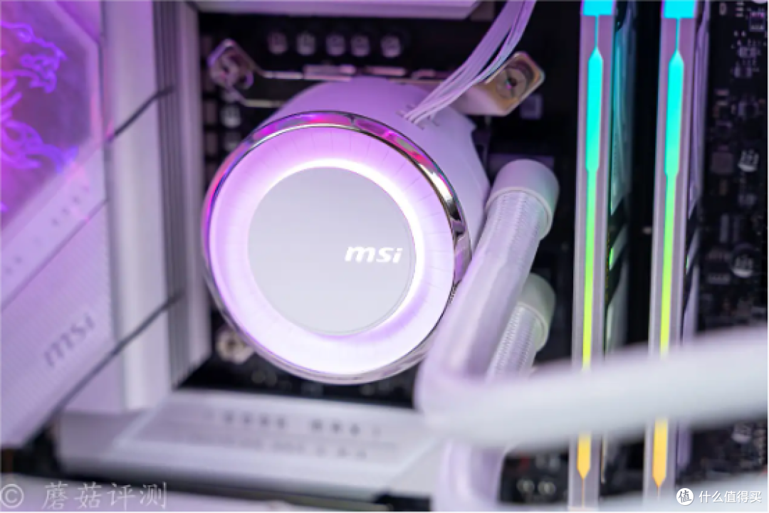 颜艺双修,轻松按压两代i7处理器,微星寒冰E360白色限定360一体水冷 评测