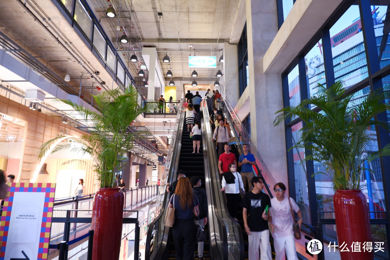 线上逛逛新开业的泰国商场Emsphere，位于市中心的大型时尚级百货商场，来旅游必打卡 ！