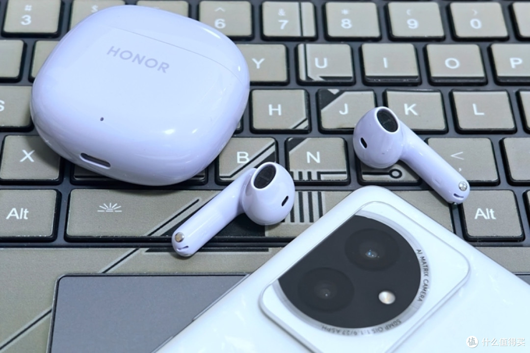 荣耀Earbuds X6:纯净音质、零感佩戴、超长续航