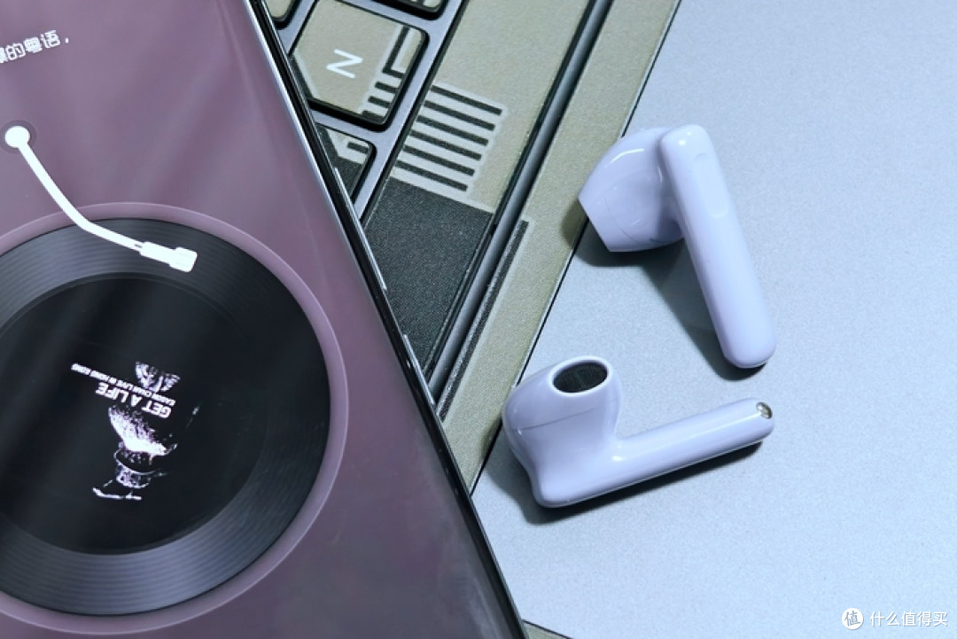荣耀Earbuds X6:纯净音质、零感佩戴、超长续航