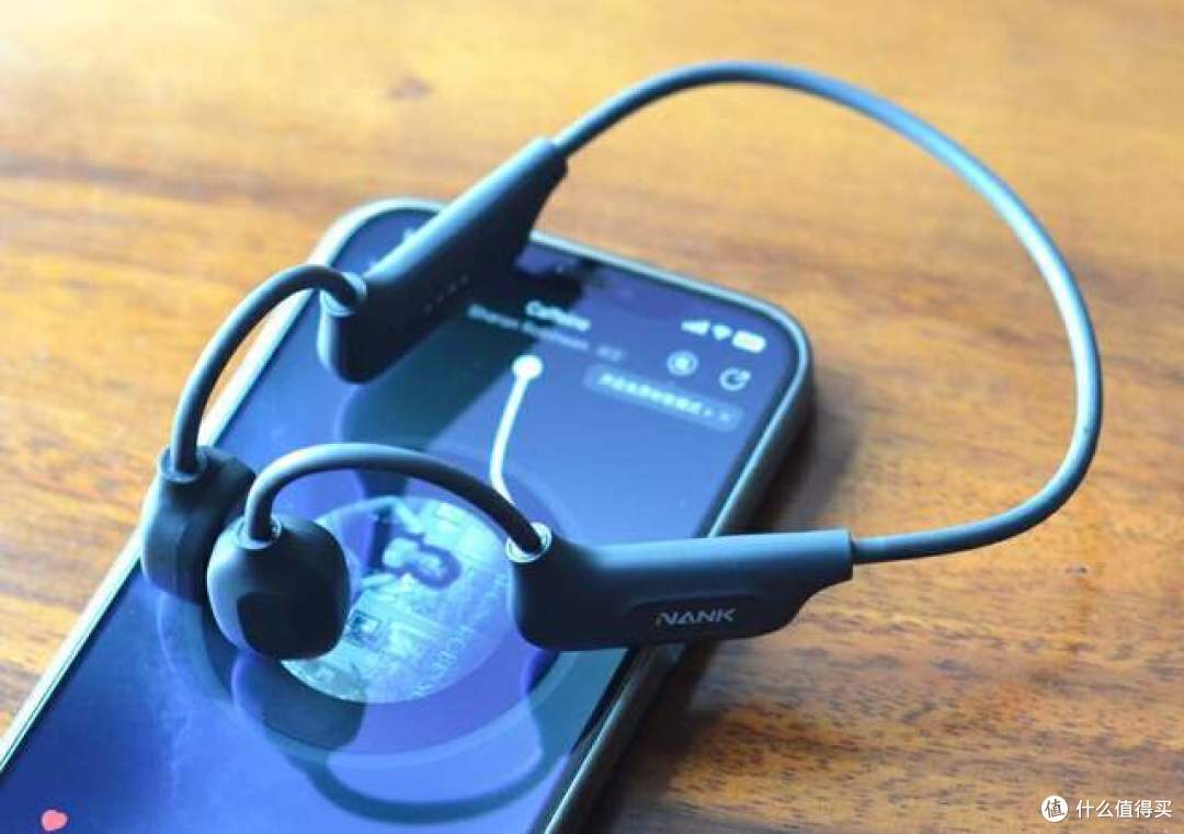 超轻25克骨传导耳机，南卡Runner CC4运动听歌更安全舒适