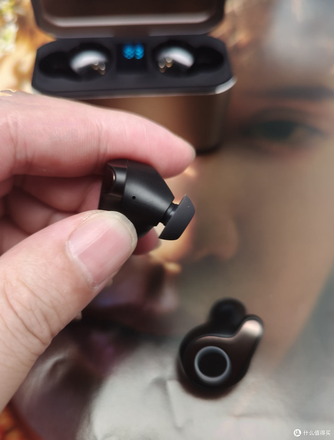 如何选择高端蓝牙耳机?品牌推荐,这个品牌音质、降噪一应俱全!