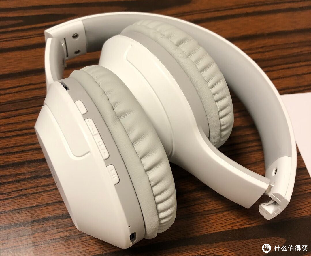 面对市场众多耳机产品，为何选择品存B-01S耳机头戴式？